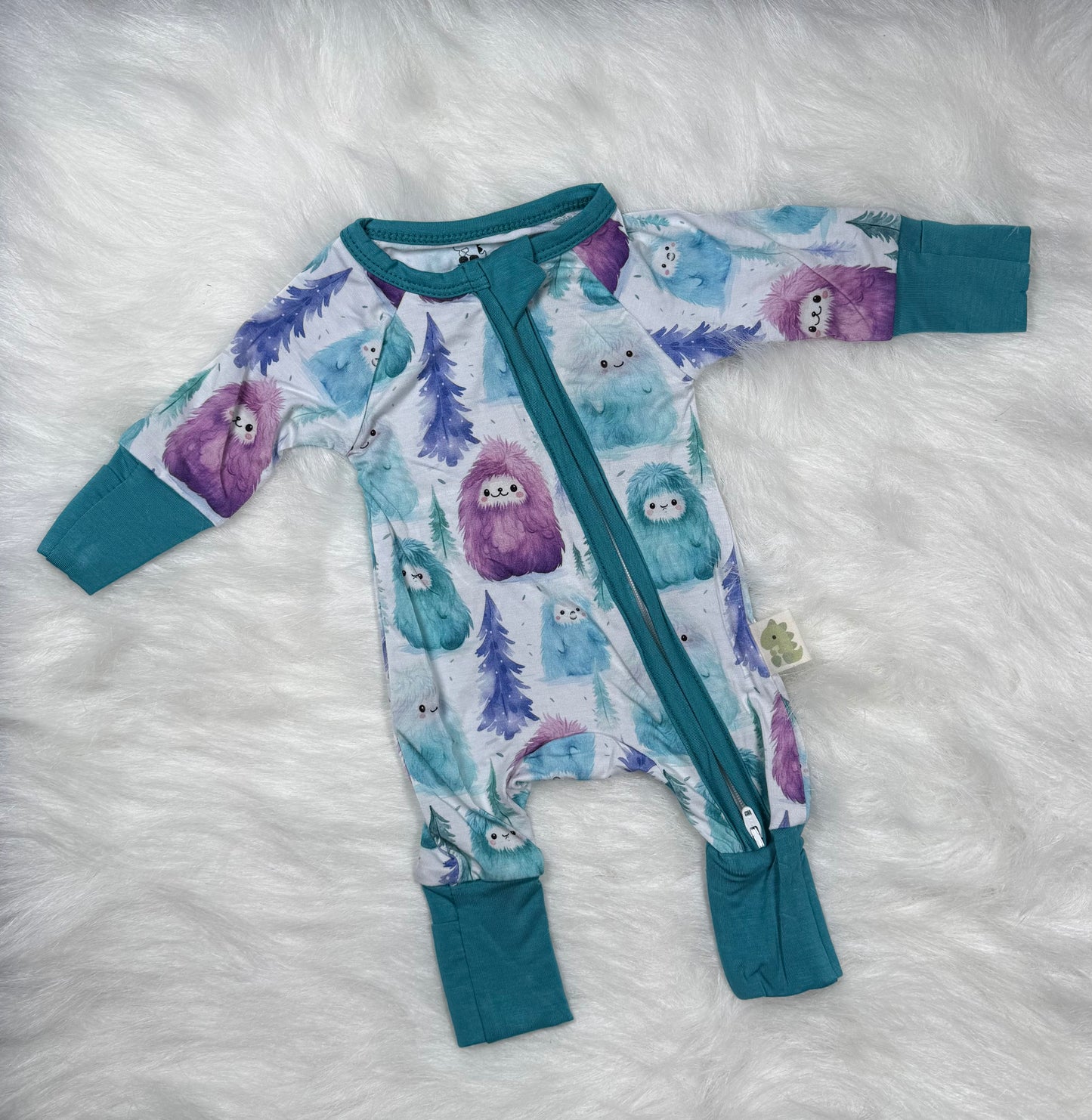 Yeti for Snugs Zippie